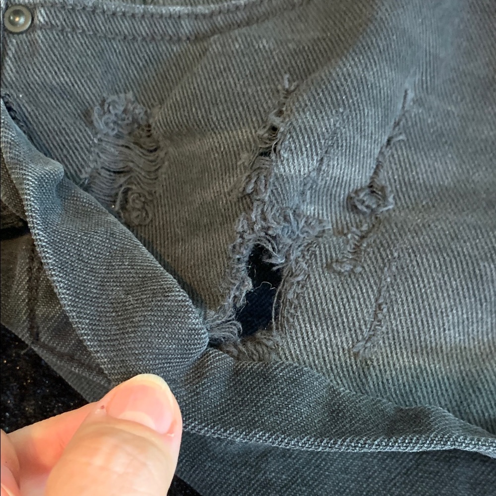 One Teaspoon Relaxed Fit Black Distressed Button Fly Long Rise Jean Shorts Sz 22 - Picture 10 of 14